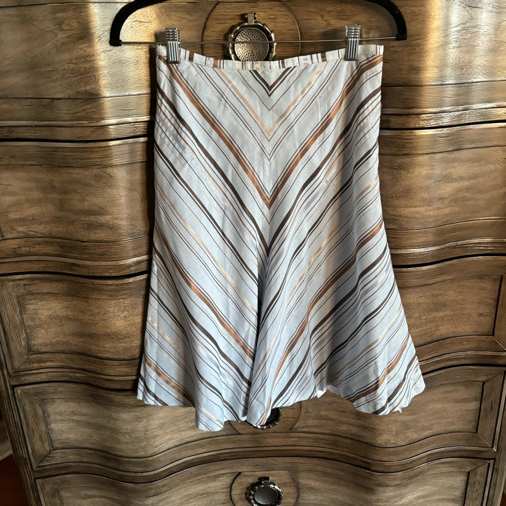 Mid skirt